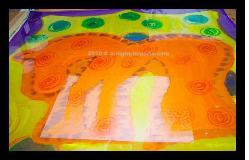 http://how-to-paint-on-silk.com/uploads/images/class-photos/how-to-paint-on-silk-student-orange-horse.jpg